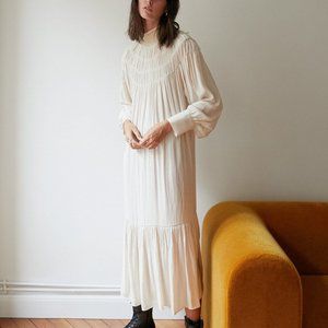 *NWOT* Pixie Market Meredith Ivory Maxi Dress S/M